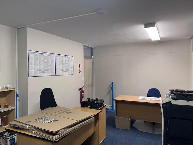 To Let commercial Property for Rent in Pinelands Western Cape
